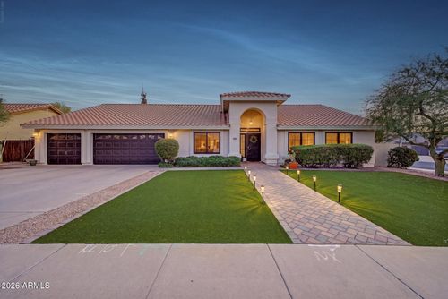 2833 E Hermosa Vista Dr, Mesa, AZ, 85213-2407 | Card Image