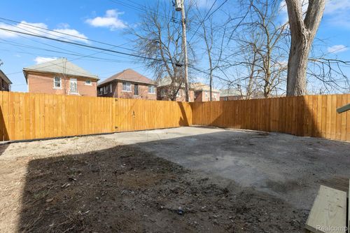 2986 Cortland St, Detroit, MI, 48206-1133 | Card Image
