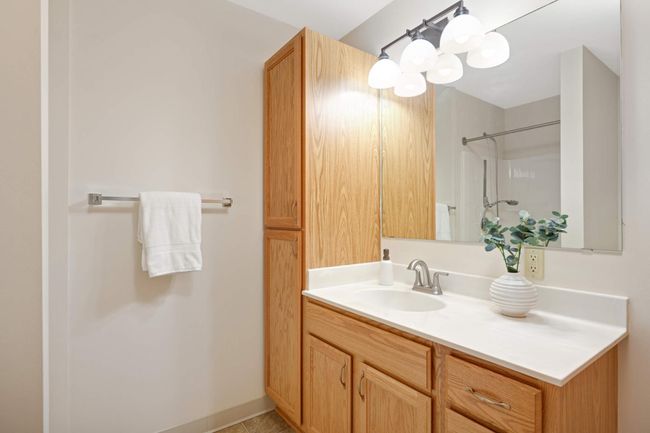 3/4 second bathroom | Image 13