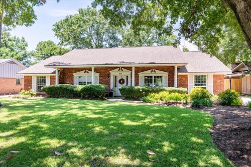 915 Timber Cove Dr, Seabrook, TX, 77586-4618 | Card Image