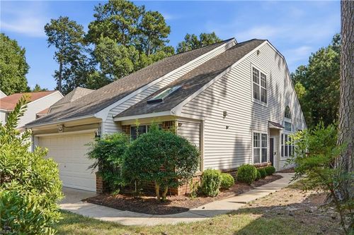 108 Spoon Ct, Yorktown, VA, 23693-5567 | Card Image