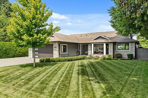 46265 Roy Ave, Chilliwack, BC, V2R2W2 | Card Image