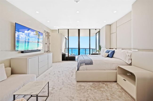 2502 - 9703 Collins Ave, Condo with 2 bedrooms, 3 bathrooms and null parking in Bal Harbour FL | Image 12