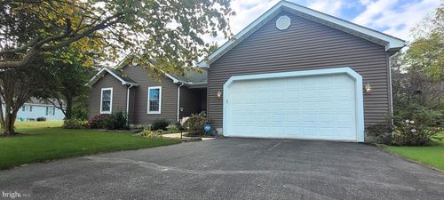 912 Little Brooke Ln, SEAFORD, DE, 19973-4852 | Card Image