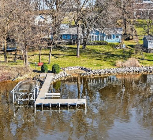 5221 Panorama Pt, Panora, IA, 50216-8604 | Card Image