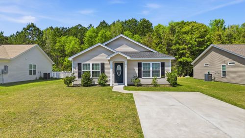 105 Rosewood Dr, Georgetown, SC, 29440-9432 | Card Image