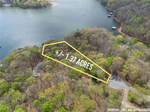 2527 Thompson Overlook, Gainesville, GA, 30506-1871 | Card Image