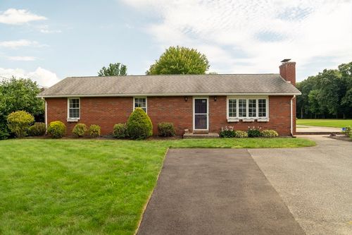 571 Mill St, Feeding Hills, MA, 01030-2235 | Card Image