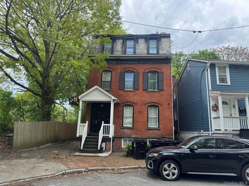 54 S Bridge St, Poughkeepsie, NY, 12601-2992 | Card Image