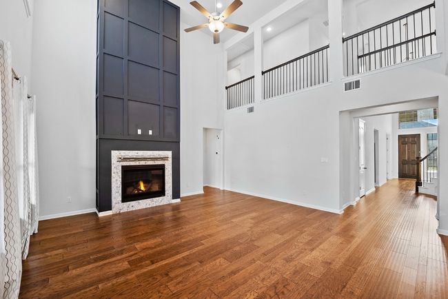 2904 Fallcrest Bnd, House other with 5 bedrooms, 5 bathrooms and 3 parking in Leander TX | Image 8