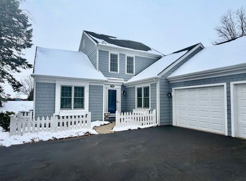 388 Narragansett Ct, Crystal Lake, IL, 60012-3701 | Card Image