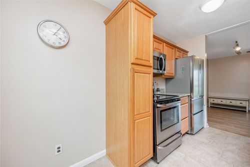 apt-21-116 Westend Ave, Freeport, NY, 11520-5253 | Card Image