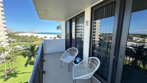 apt-706-180 Seaview Ct, MARCO ISLAND, FL, 34145-3319 | Card Image