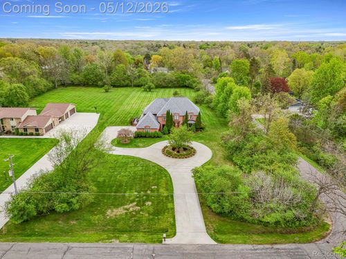 30060 Bristol Ln, Bingham Farms, MI, 48025-4601 | Card Image