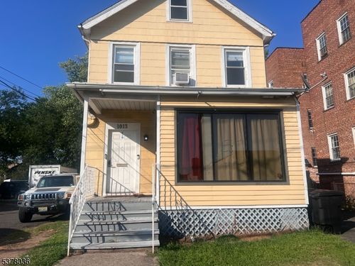 1013 Chancellor Ave, Maplewood, NJ, 07040-3014 | Card Image