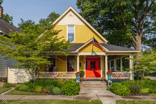 224 N Pennsylvania St, Greenfield, IN, 46140-2039 | Card Image