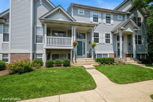 18550 W Sterling Ct, Grayslake, IL, 60030-4010 | Card Image