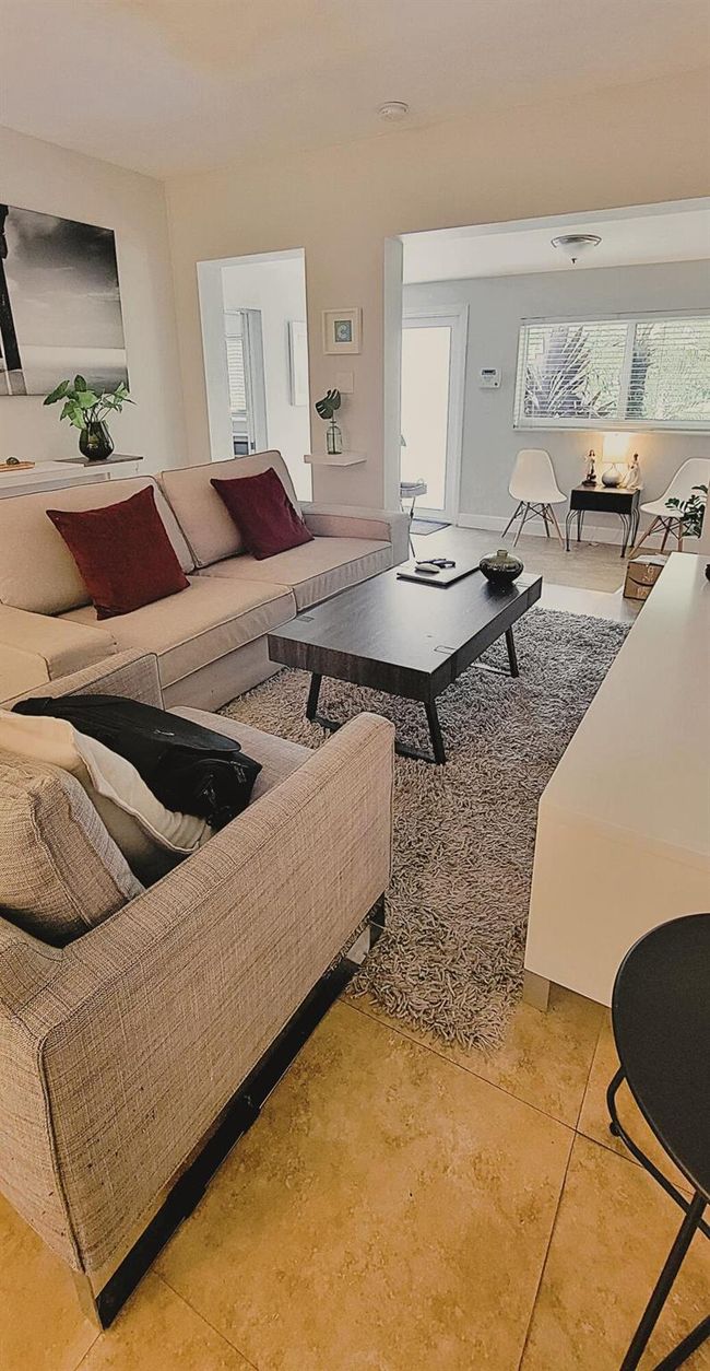 1401 Ne 17 Th Way, House other with 3 bedrooms, 2 bathrooms and null parking in Fort Lauderdale FL | Image 11