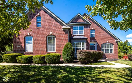 10611 Proposal Pointe Way, Fishers, IN, 46040-8108 | Card Image