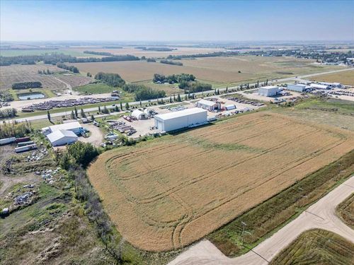Lot 1, Block 1 Plan 1722074, Calmar, AB, T0C0V0 | Card Image