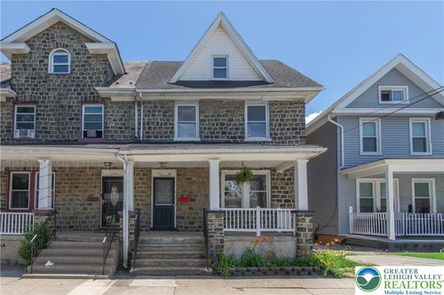 2428 Sycamore St, EASTON, PA, 18042-5360 | Card Image