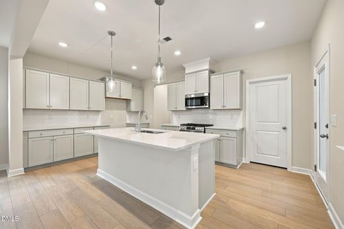 820 Carpet Grass Dr, Knightdale, NC, 27545-5563 | Card Image