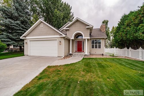 597 Hickory Pl, Idaho Falls, ID, 83402-4777 | Card Image