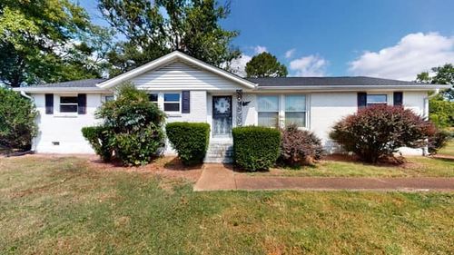 927 Woods Lake Dr, Madison, TN, 37115-2544 | Card Image