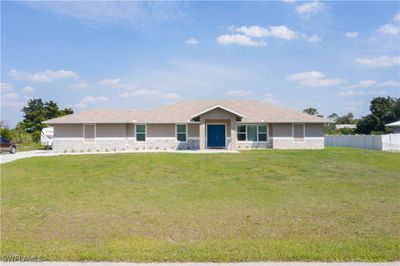 1525 Linwood Avenue, House other with 4 bedrooms, 2 bathrooms and null parking in Alva FL | Image 1