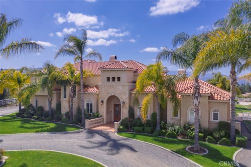 38750 Celita Cir, Temecula, CA, 92592-8576 | Card Image