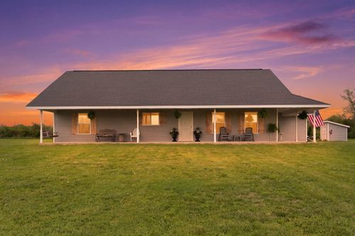 8855 Lawrence 2220, Monett, MO, 65708-8118 | Card Image