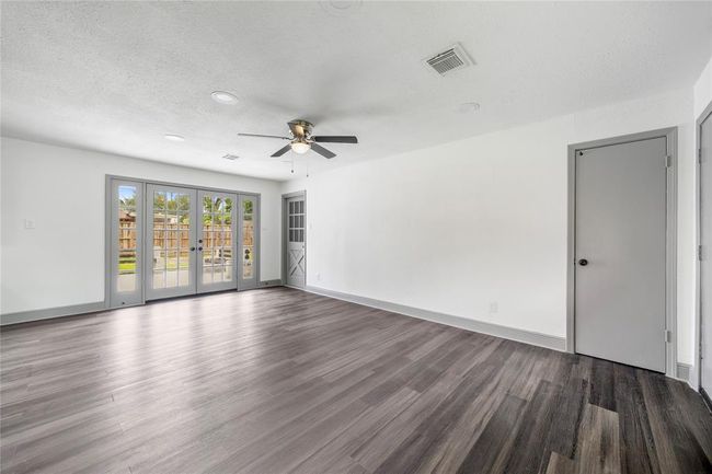 702 Pennington St, House other with 3 bedrooms, 2 bathrooms and 2 parking in Houston TX | Image 13