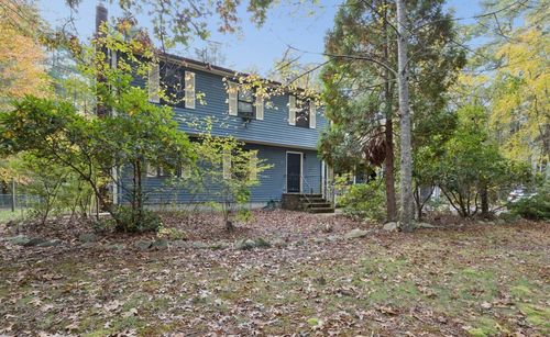 89 Pickens St, Lakeville, MA, 02347-1905 | Card Image