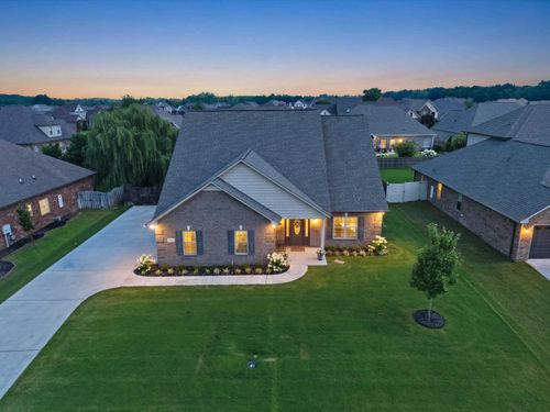 22883 Pin Oak Dr, Athens, AL, 35613-5967 | Card Image