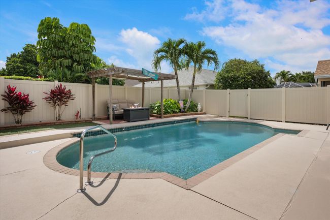 1103 Aviary Rd, House other with 3 bedrooms, 2 bathrooms and null parking in Wellington FL | Image 35