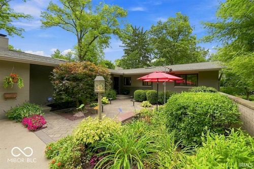 411 N Wildwood Ln, Muncie, IN, 47304-3974 | Card Image