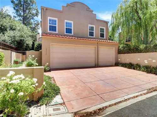 23034 Park Este, Calabasas, CA, 91302-1794 | Card Image