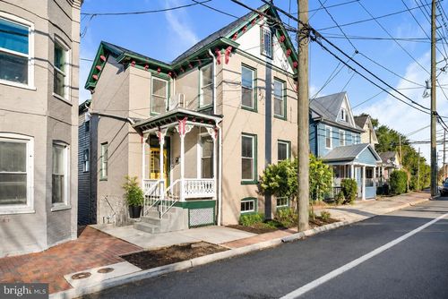 317 N Kent St, WINCHESTER, VA, 22601-5043 | Card Image
