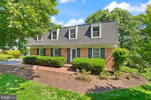 2037 Durand Dr, RESTON, VA, 20191-1340 | Card Image