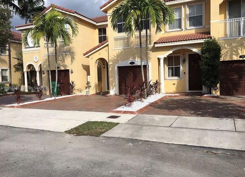 905-905 Sw 149th Ct, Miami, FL, 33194-2932 | Card Image