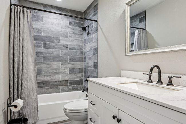 405 Willard Hall St, House other with 3 bedrooms, 2 bathrooms and null parking in Leonard TX | Image 19