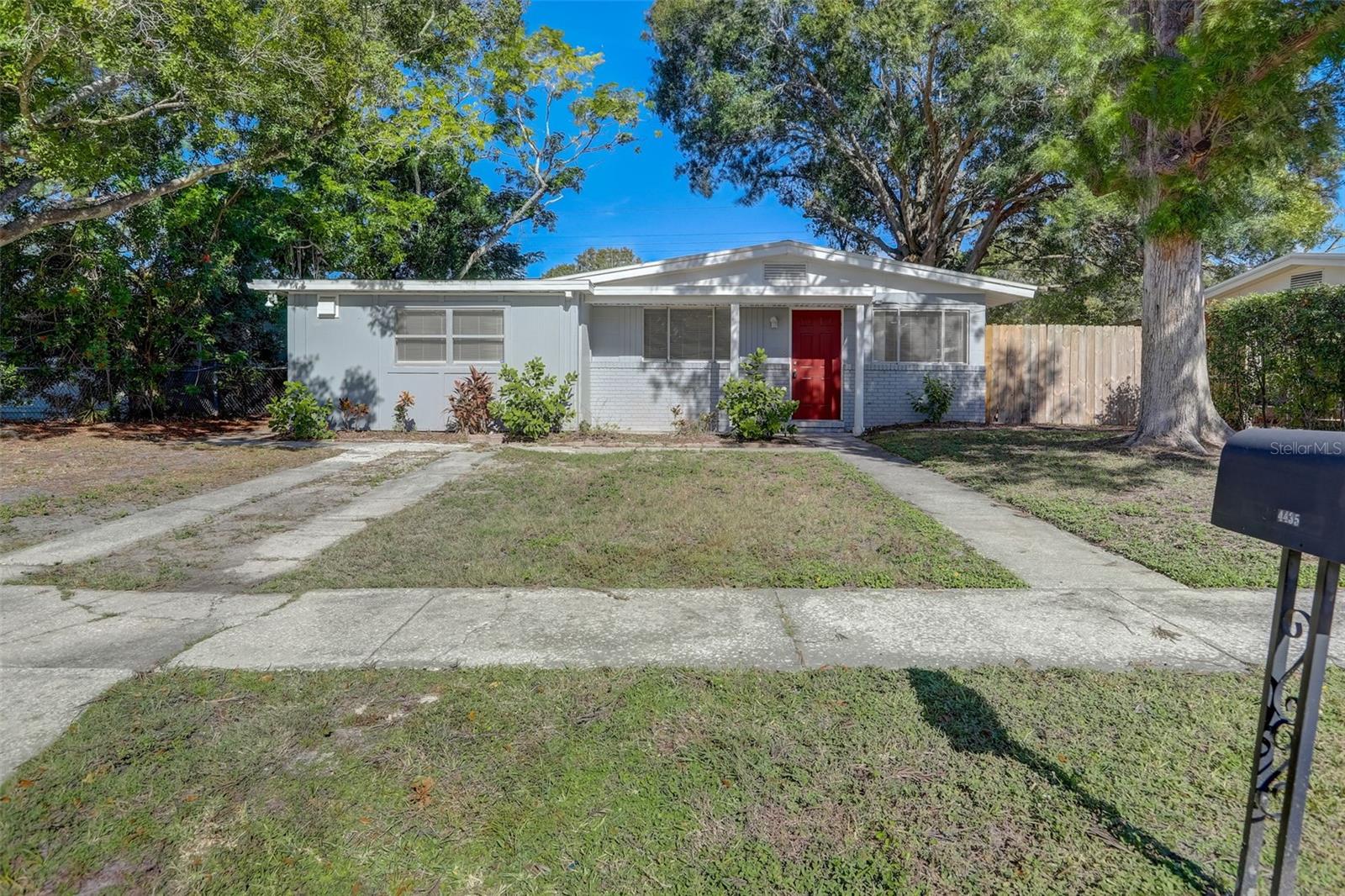Trilby Ave, Tampa, FL 33616