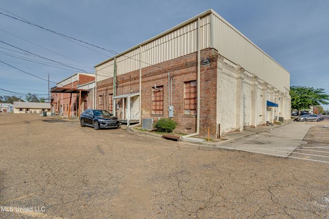 231 W Main Ave-59 | Image 6