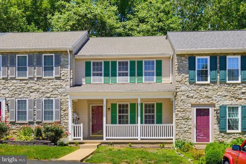 15 Deep Hollow Ln, LANCASTER, PA, 17603-7416 | Card Image