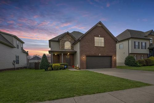 3722 Windhaven Ct, Clarksville, TN, 37040-1105 | Card Image