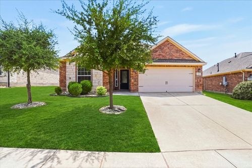 411 Winchester Dr, Celina, TX, 75009-4662 | Card Image