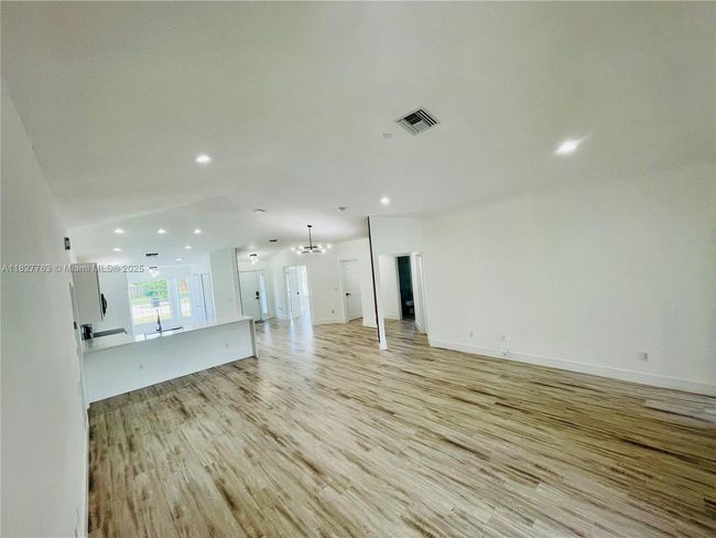 272 Sw Oakridge Dr, House other with 4 bedrooms, 2 bathrooms and null parking in Port St. Lucie FL | Image 19