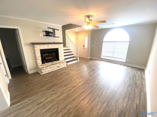 unit-l2-11112 Memorial Pkwy Sw, Huntsville, AL, 35803-2181 | Card Image