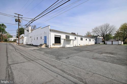 308 S 1st St, LEBANON, PA, 17042-5427 | Card Image