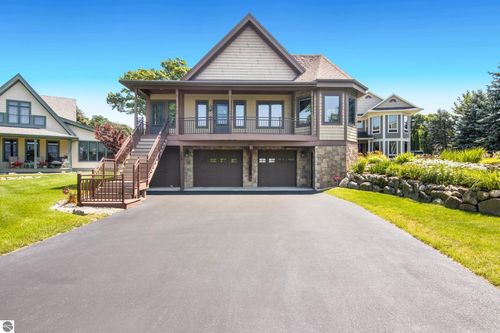 323 Bay Breeze Dr, Elk Rapids, MI, 49629 | Card Image